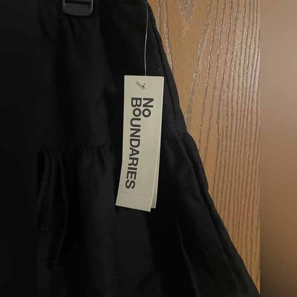 NWT No Boundaries Black Bubble Hem Ribbon Mini Skirt - Picture 3 of 7